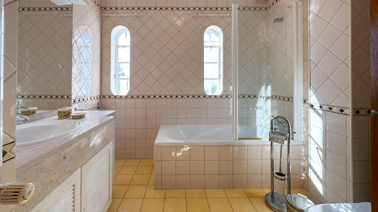 البوفيرا Vivenda Catavento V5 Piscina E 100Mt Praia Da Gale فيلة