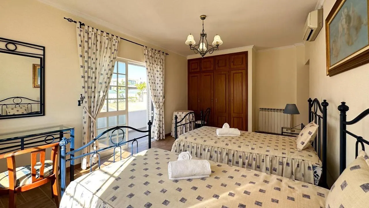 فيلة البوفيرا Vivenda Catavento V5 Piscina E 100Mt Praia Da Gale البرتغال