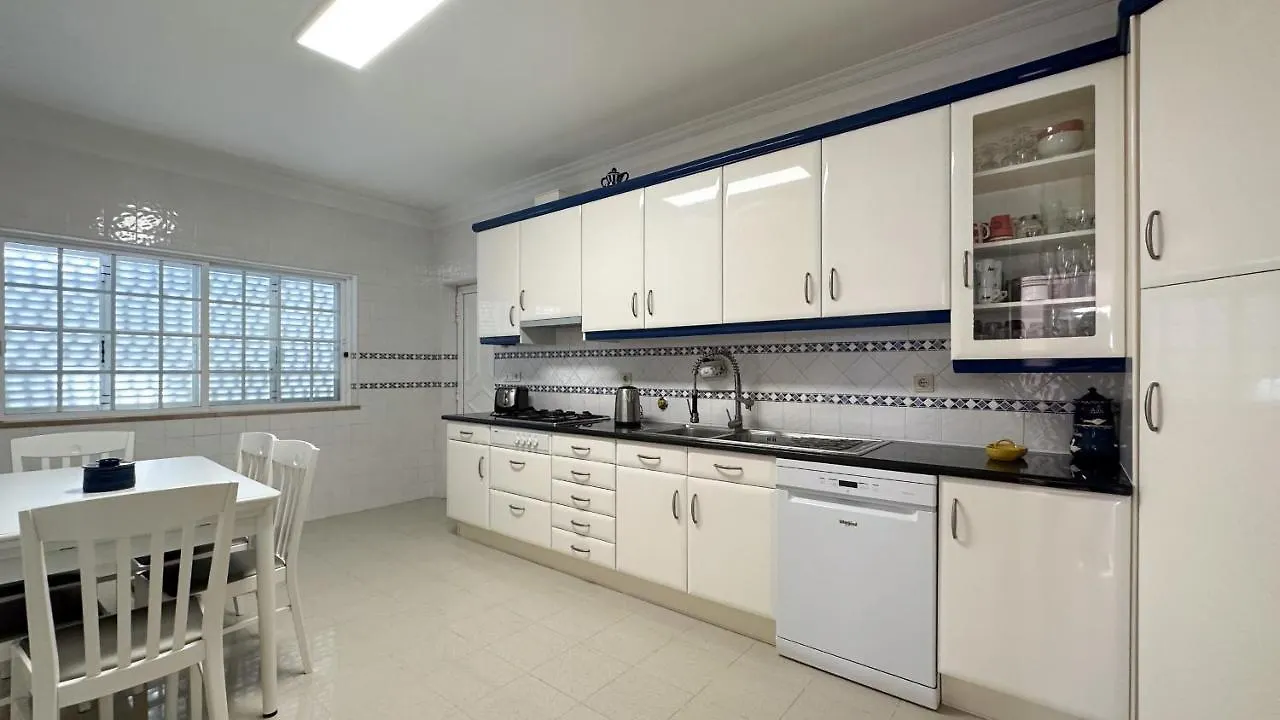 Villa Vivenda Catavento V5 Piscina E 100Mt Praia Da Gale Albufeira