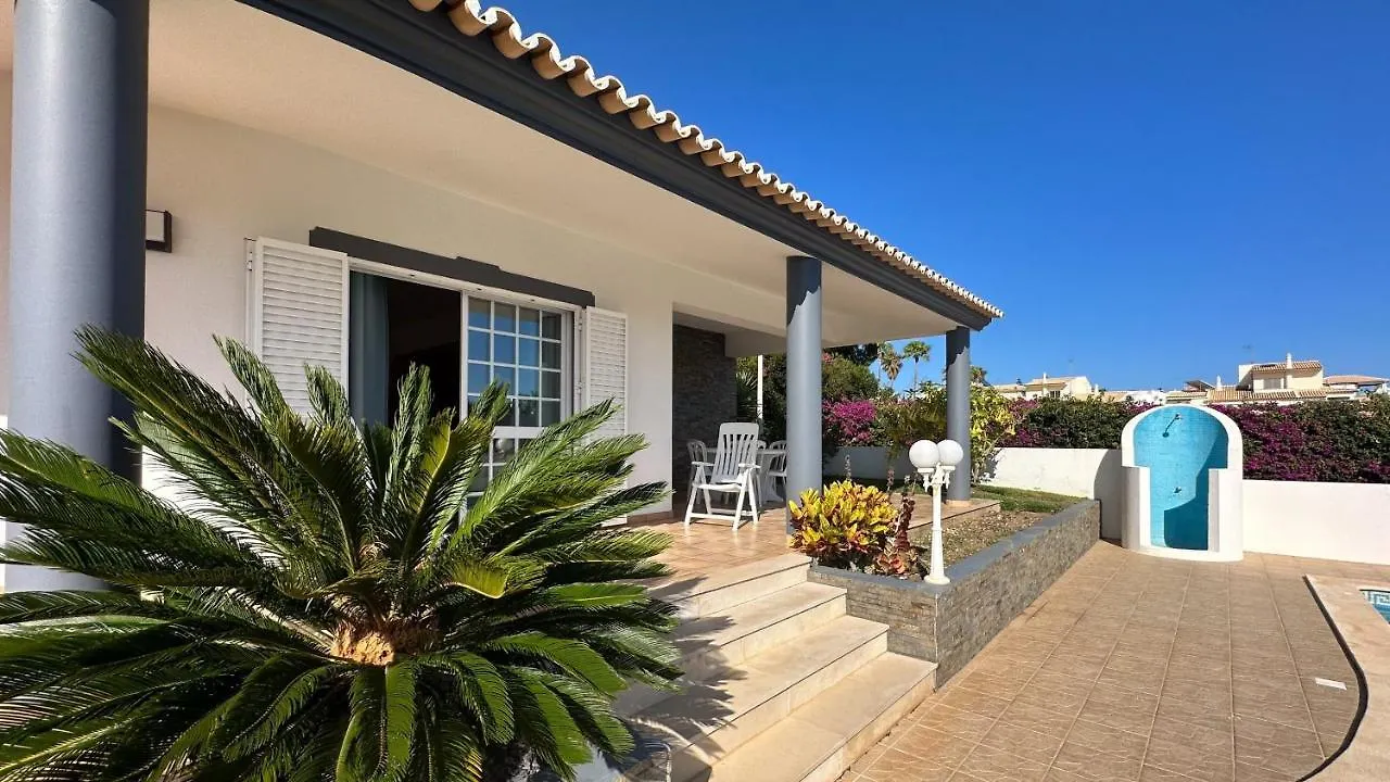 Villa Vivenda Catavento V5 Piscina E 100Mt Praia Da Gale Albufeira